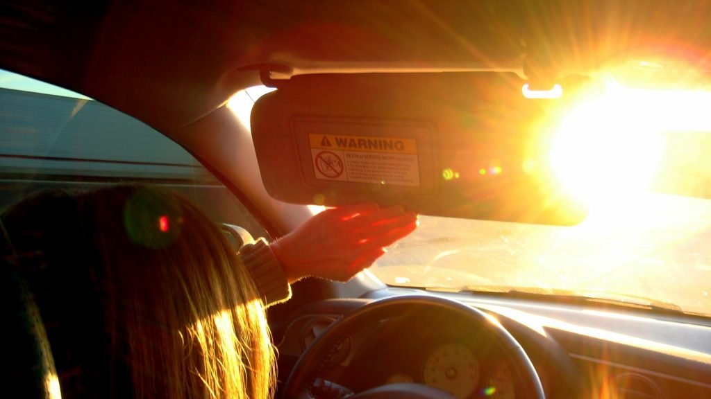 Master Driving School - Master Drivers - Tips for Safe Summer Driving - sun glare Master Driving School - Master Drivers - Tips for Safe Summer Driving - sun glare
